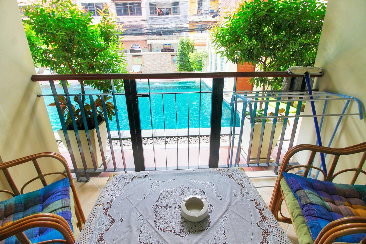 The Paradise Jomtien Beach Exterior photo